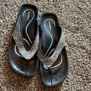 Aerothotic sandals size 38